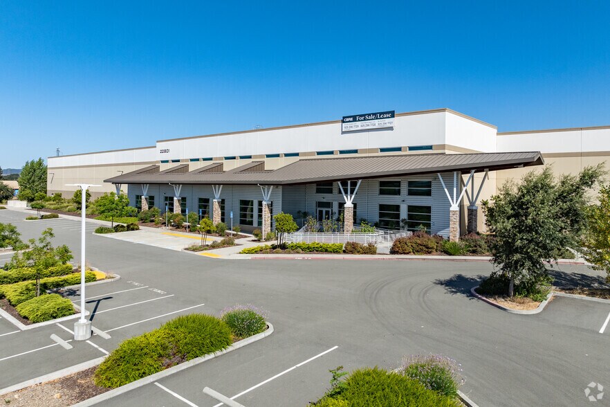 22801 8th St E, Sonoma, CA à vendre - Photo du bâtiment - Image 3 de 26