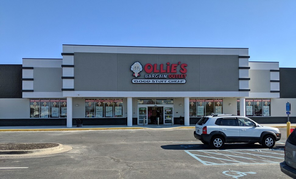 2513-2666 Maple Point Dr, Lafayette, IN à louer - Photo du bâtiment - Image 2 de 6