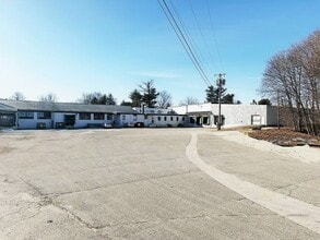 1 Hampshire Dr, Milford, NH for lease Building Photo- Image 1 of 9