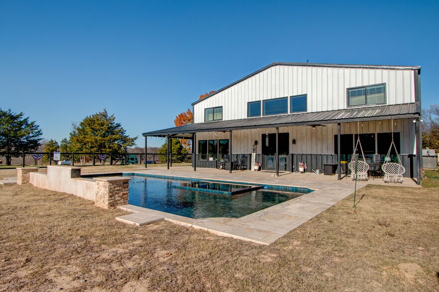 5931 County Road 471, McKinney, TX à vendre - Photo du bâtiment - Image 2 de 47