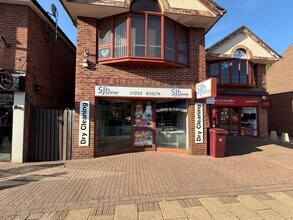 183-185 Lower Blandford Rd, Broadstone à louer Photo du bâtiment- Image 1 de 3