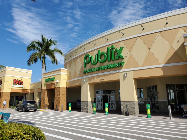 1631 Del Prado Blvd S, Cape Coral, FL for lease - Building Photo - Image 1 of 15