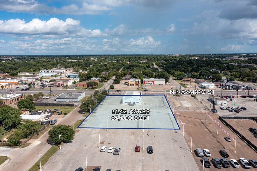 3407 Navarro St, Victoria, TX à vendre - Photo du bâtiment - Image 3 de 10