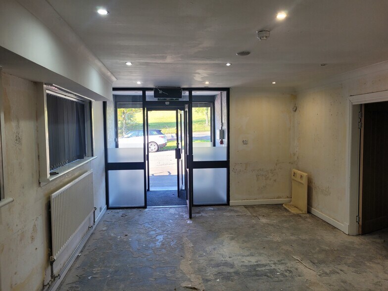 14A Balornock Rd, Glasgow à louer - Photo du bâtiment - Image 3 de 4