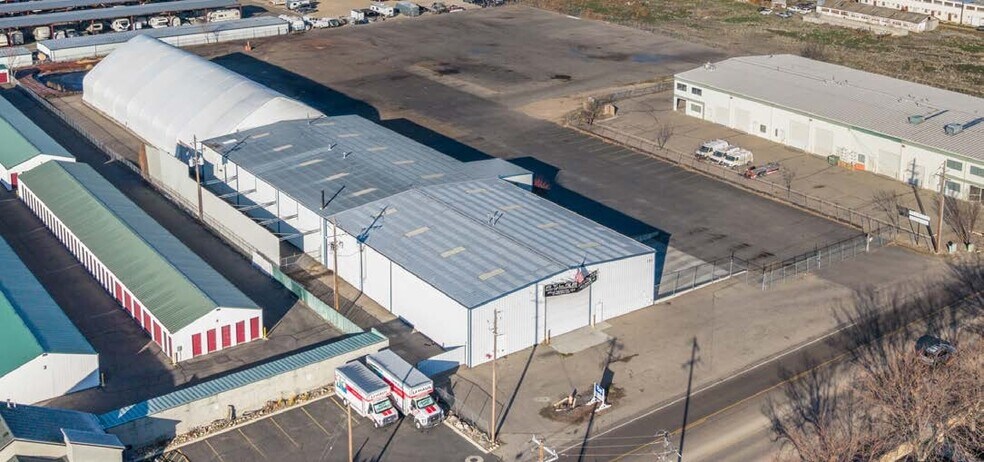 131 N Kings Rd, Nampa, ID à louer - Photo du bâtiment - Image 1 de 11