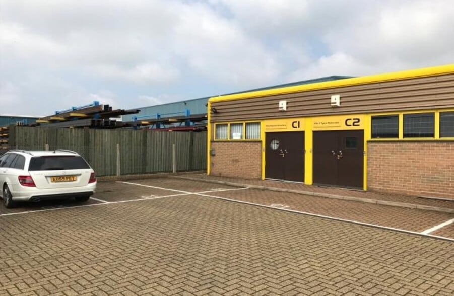 Vanguard Way, Southend On Sea à louer - Photo du bâtiment - Image 2 de 9