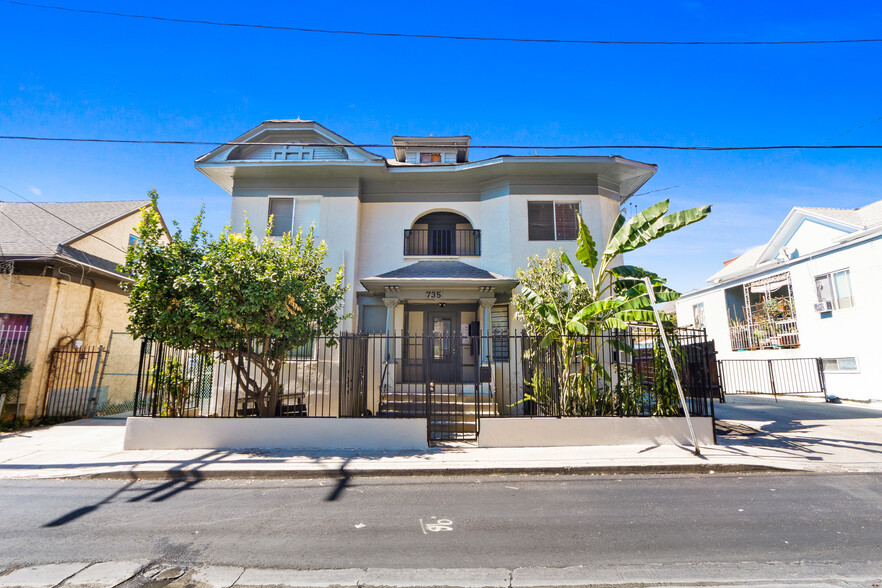 735 Witmer St, Los Angeles, CA for sale - Building Photo - Image 1 of 7