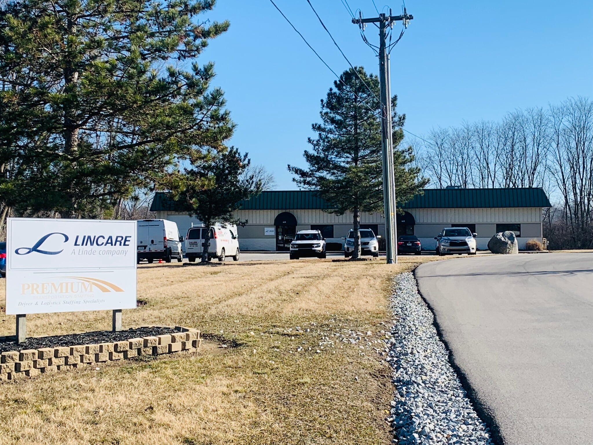 615 Commerce Rd, Richmond, IN à louer Photo intérieure- Image 1 de 7