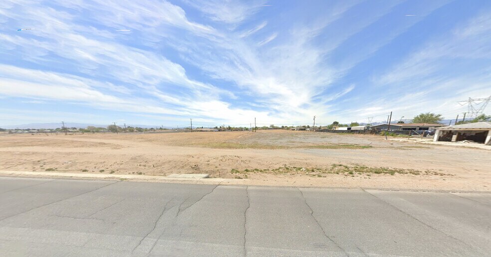 14043 Palmdale Rd, Victorville, CA for sale - Building Photo - Image 2 of 3
