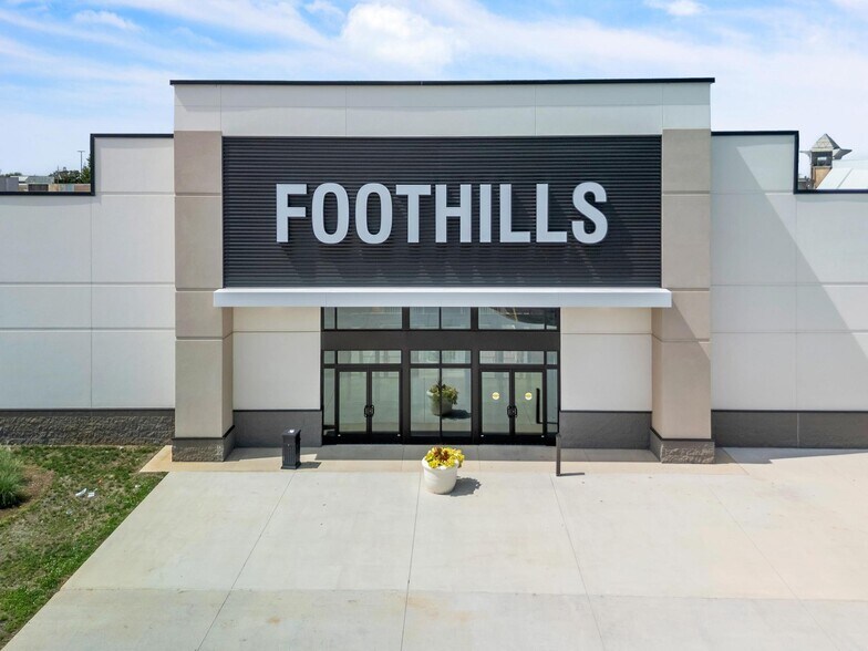 197 Foothills Mall, Maryville, TN à louer - Photo du bâtiment - Image 3 de 17