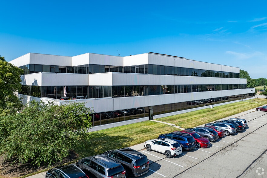 100 E campus view Blvd, Columbus, OH for lease - Building Photo - Image 2 of 18