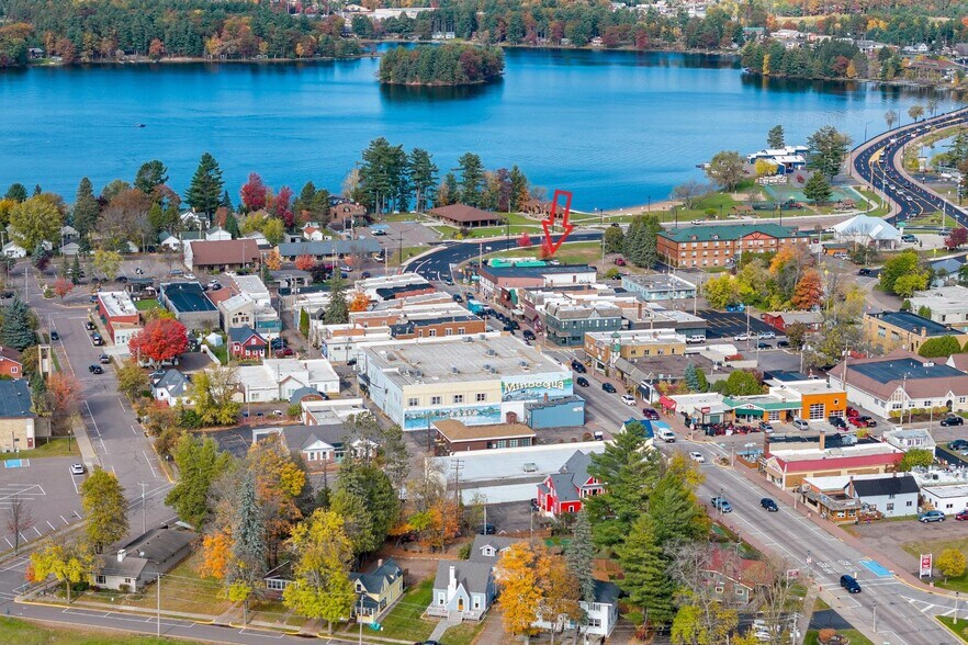 300 Front St E, Minocqua, WI for sale - Building Photo - Image 2 of 5