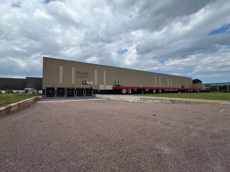 1 Chandler Rd, Amherst, NS for lease - Building Photo - Image 2 of 9