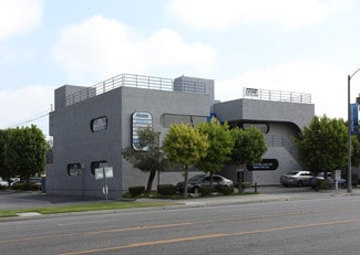 More details for 5445 Del Amo Blvd, Lakewood, CA - Office for Lease