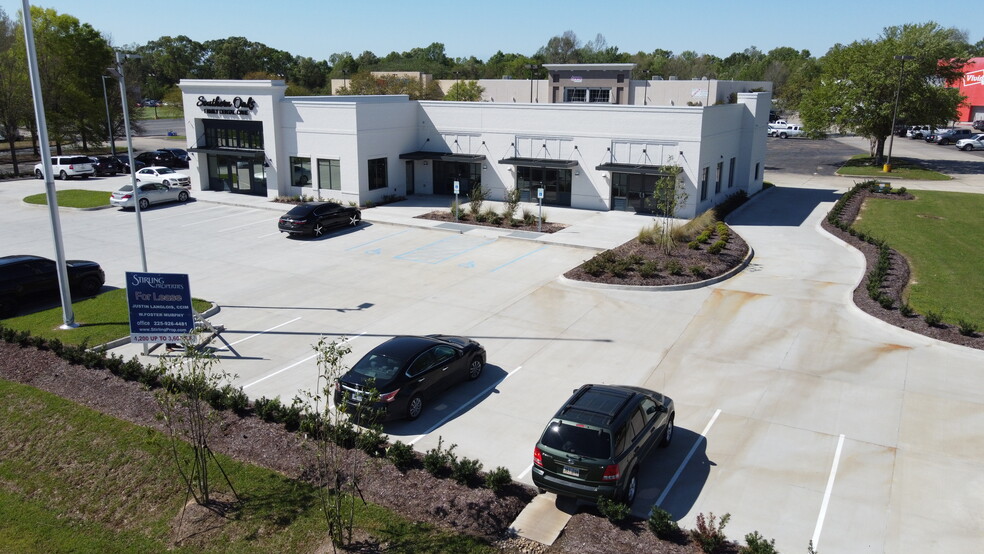 8670 Airline Hwy, Baton Rouge, LA for lease - Building Photo - Image 2 of 6