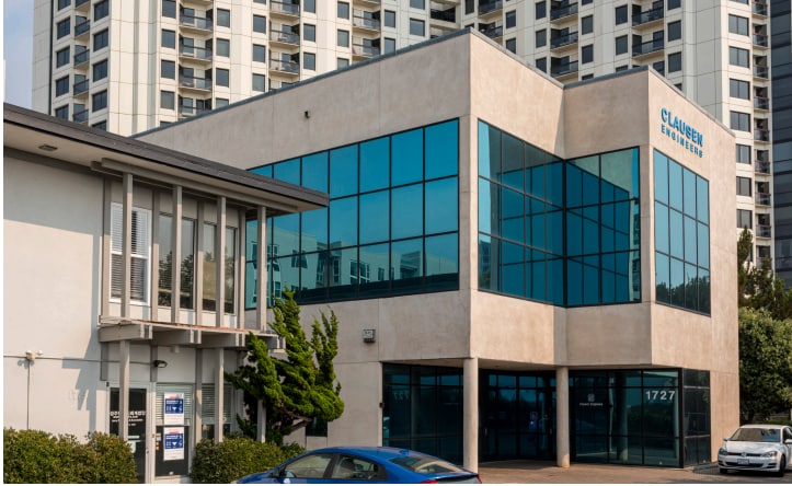 1727 64th Street portfolio of 3 properties for sale on LoopNet.ca - Building Photo - Image 2 of 4