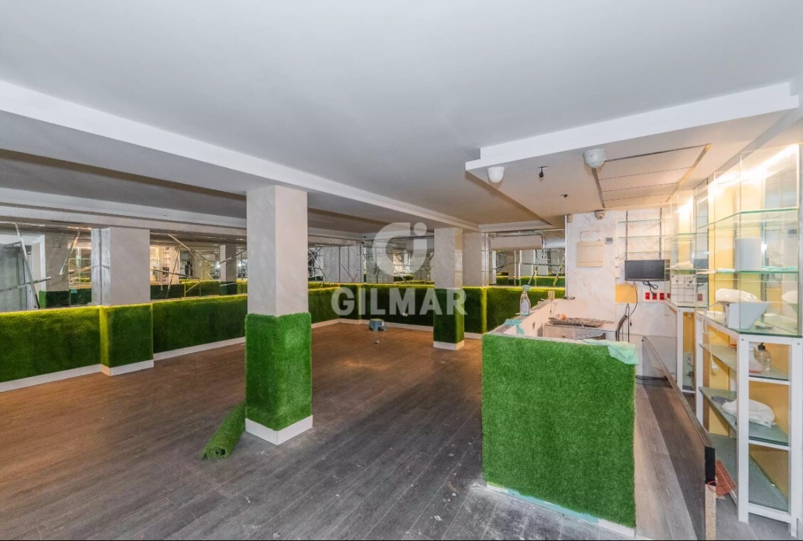 Madrid, MAD 28053 - Unit 1 - - Interior Photo - Image 1 of 4