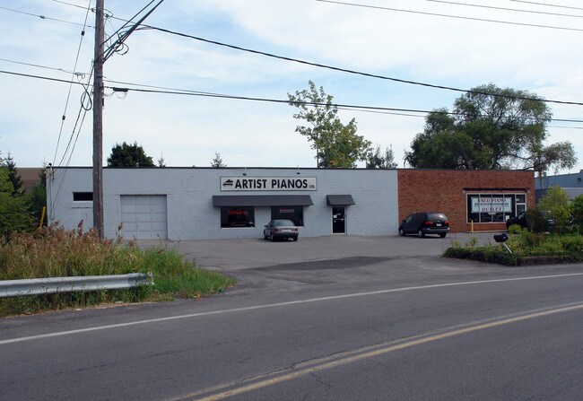 More details for 5780 Celi Dr, East Syracuse, NY - Retail for Sale