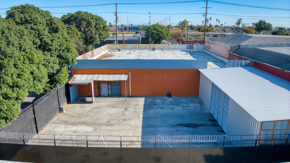 2301-2305 S Main St, Los Angeles, CA for sale - Building Photo - Image 3 of 12