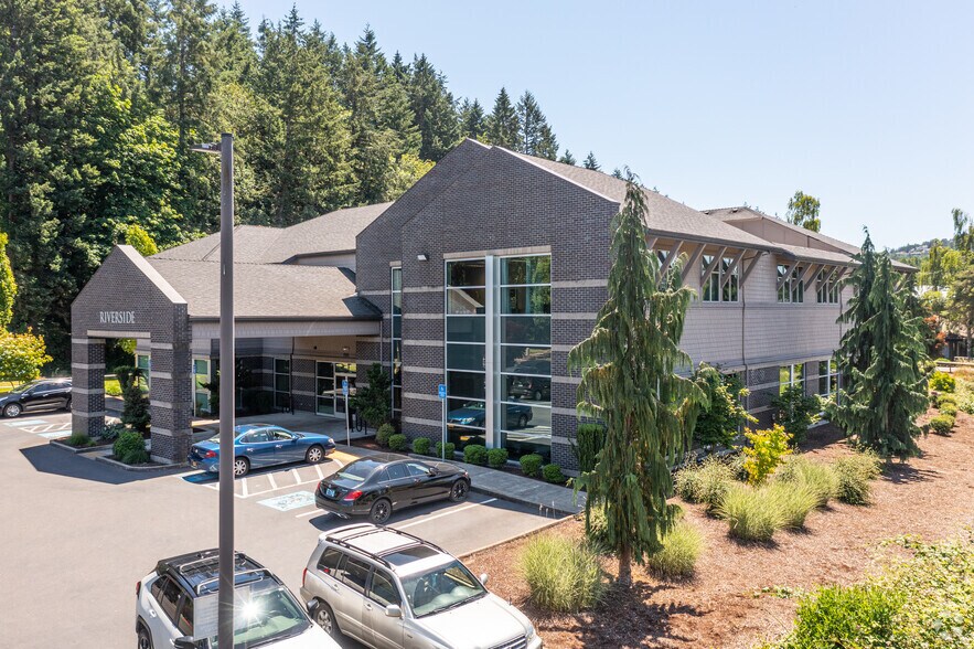 2925 River Rd S, Salem, OR à louer - Photo du bâtiment - Image 3 de 6