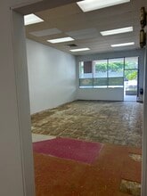 74-5586 Palani Rd, Kailua Kona, HI for lease Interior Photo- Image 2 of 4