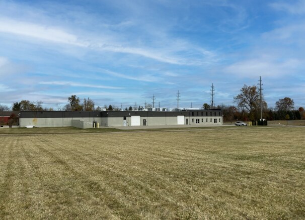 244 S Court St, Lapeer, MI à vendre - Photo du bâtiment - Image 2 de 12