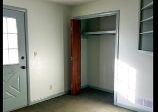 1623 SE Washington Blvd, Bartlesville, OK for sale Interior Photo- Image 2 of 14