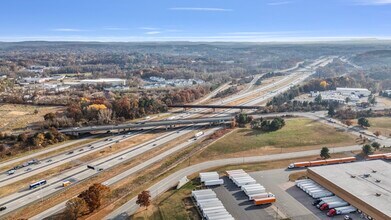 1481 Pleasant Valley Dr, Manchester, CT à louer Photo intérieure- Image 2 de 12