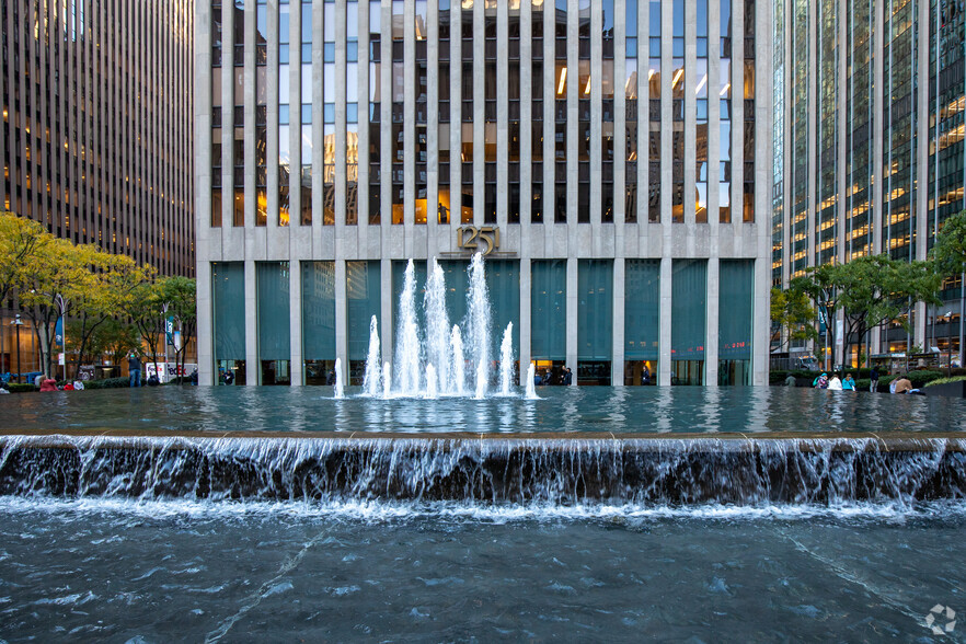 1251 Avenue of the Americas, New York, NY for lease - Building Photo - Image 2 of 5