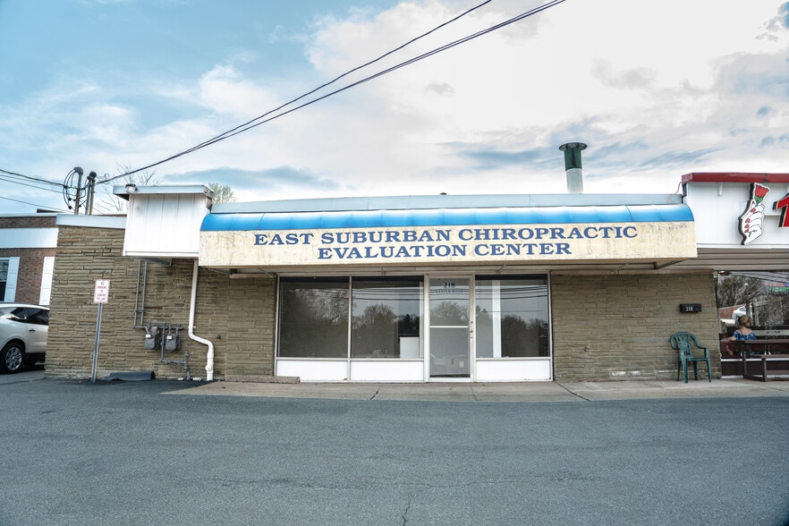 218 Center Rd, Monroeville, PA for lease - Building Photo - Image 1 of 17