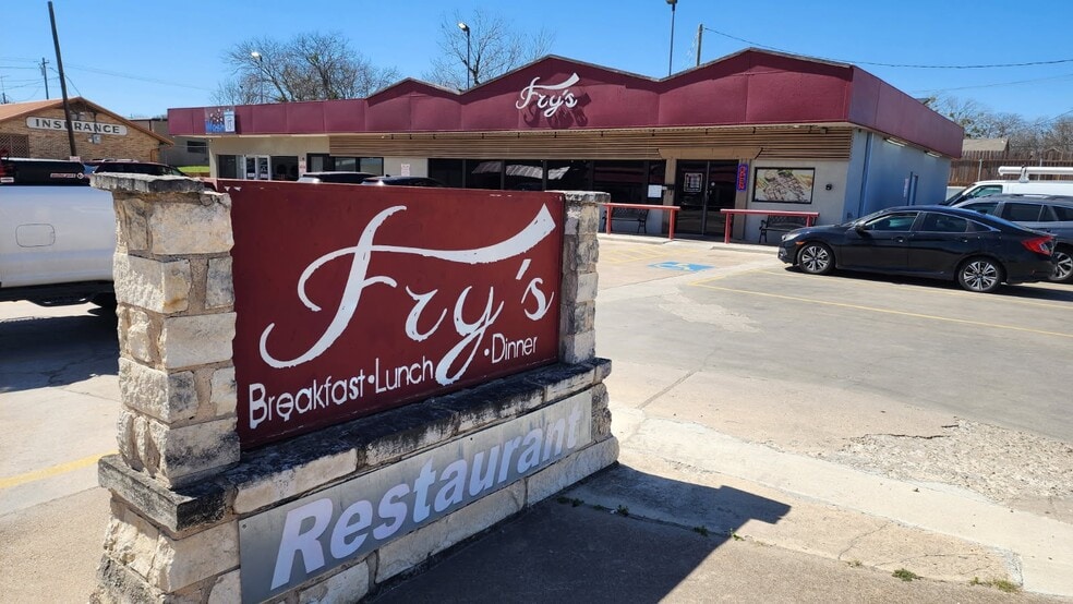 802 S Main St, Belton, TX for sale - Primary Photo - Image 2 of 53