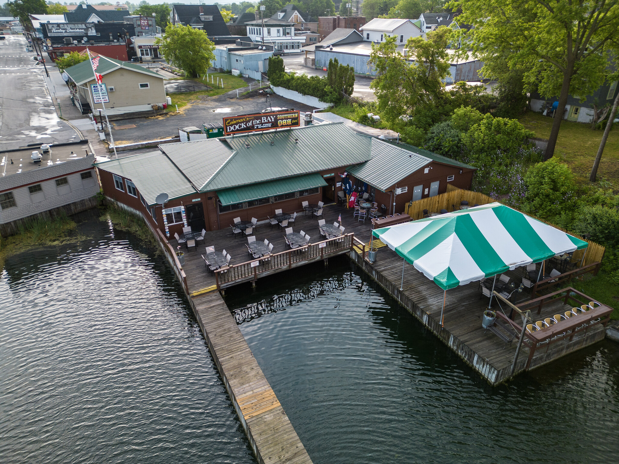 2 James St, Alexandria Bay, NY à vendre Photo principale- Image 1 de 1