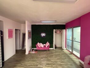 1270 E 8600 S, Sandy, UT à louer Photo intérieure- Image 2 de 4