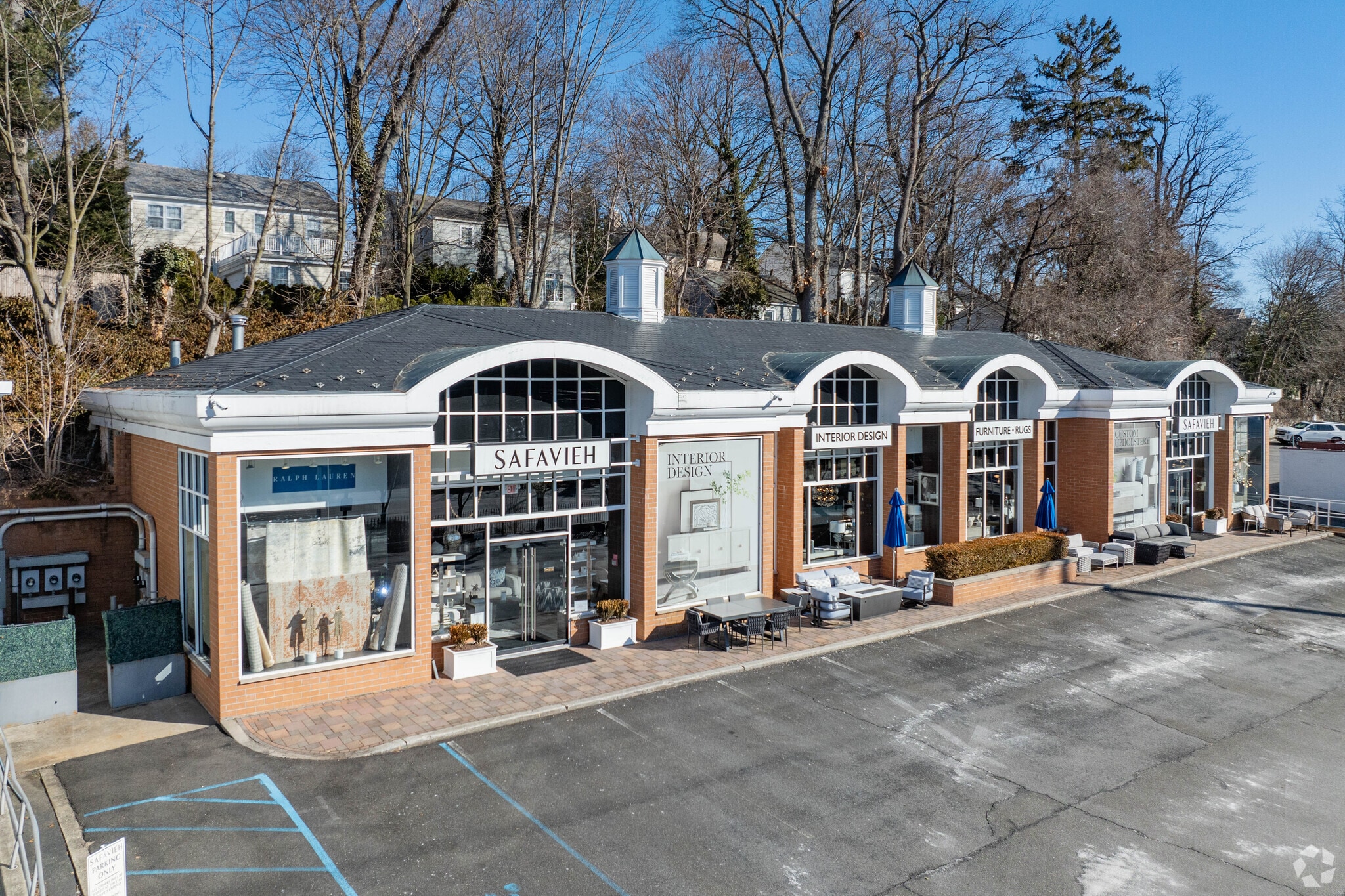 1649 Northern Blvd, Manhasset, NY for lease Building Photo- Image 1 of 5