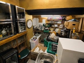 52 Northfield Ave, London for lease Interior Photo- Image 2 of 3