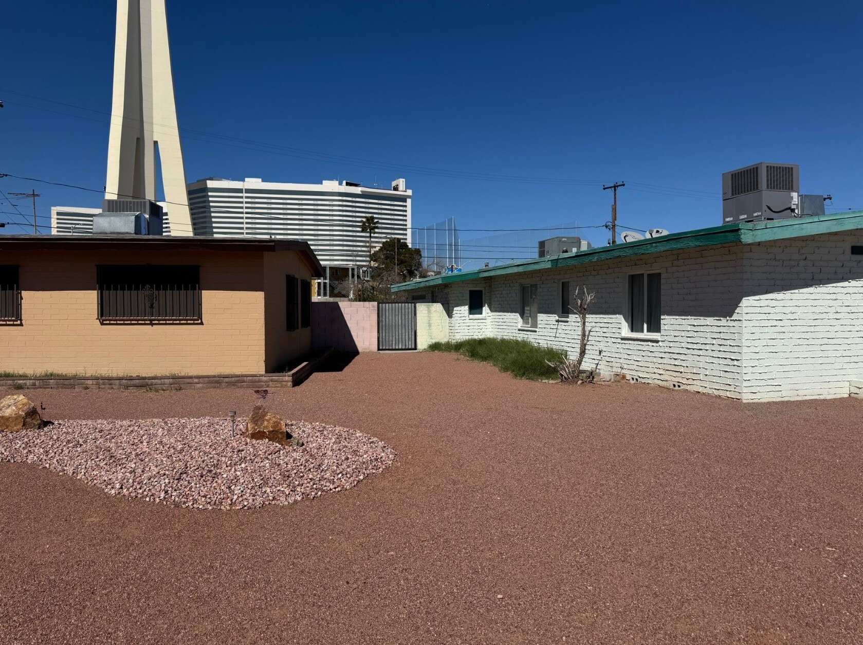 Santa Clara Drive portfolio of 2 properties for sale on LoopNet.ca Building Photo- Image 1 of 15