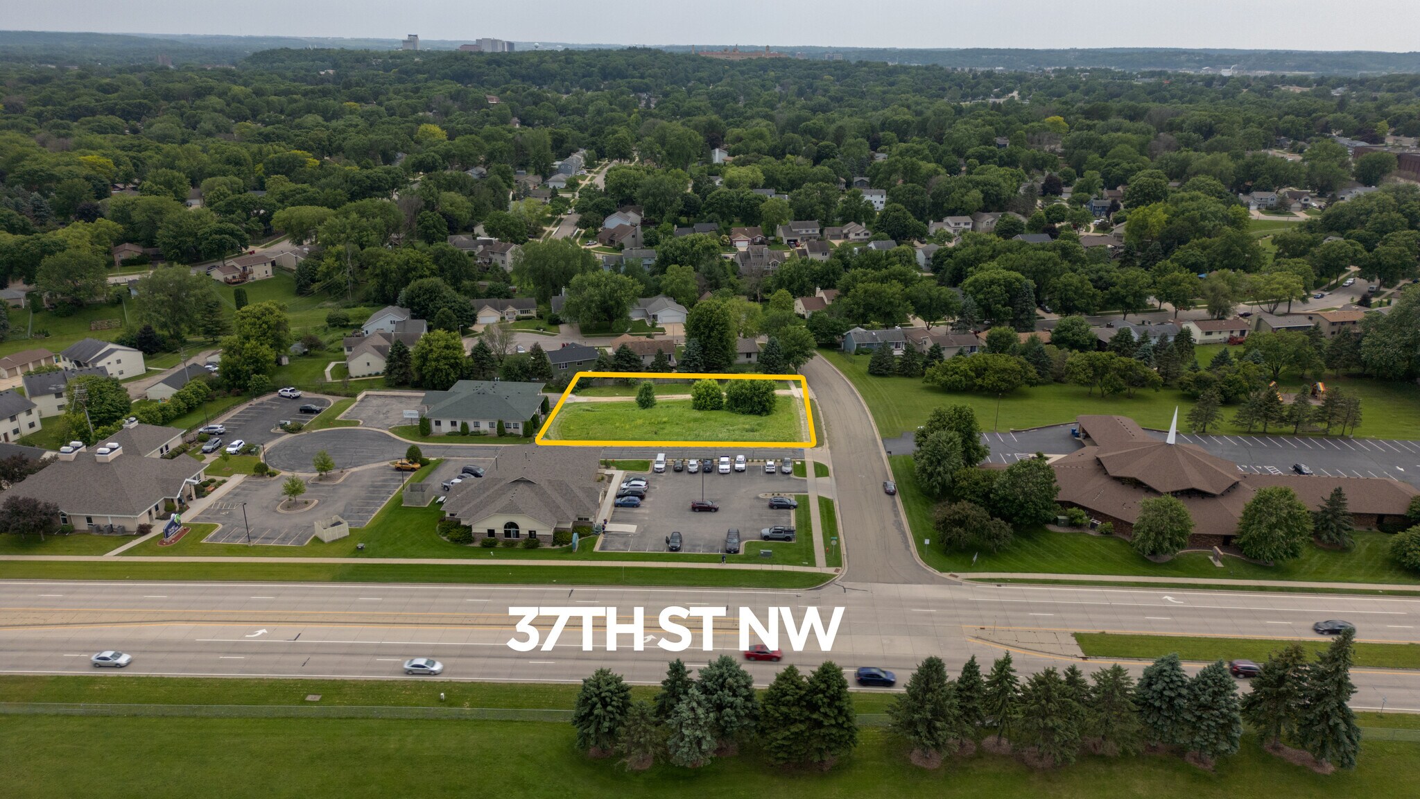 1022 Bel Air Ln, Rochester, MN for sale Aerial- Image 1 of 1