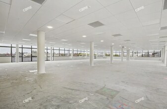 13-19 Avenue De La Métallurgie, Saint-Denis à louer Photo intérieure- Image 1 de 1