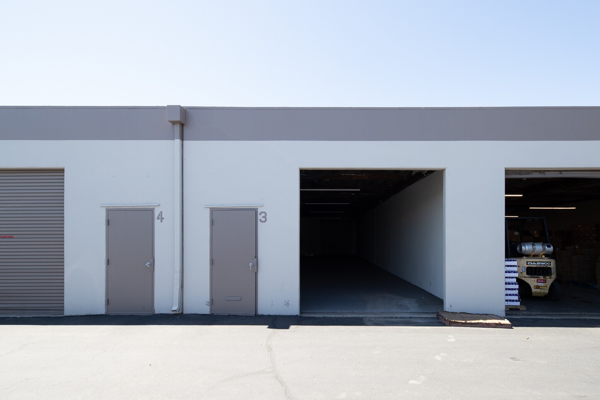 150 Freeport Blvd, Sparks, NV for lease Building Photo- Image 1 of 9