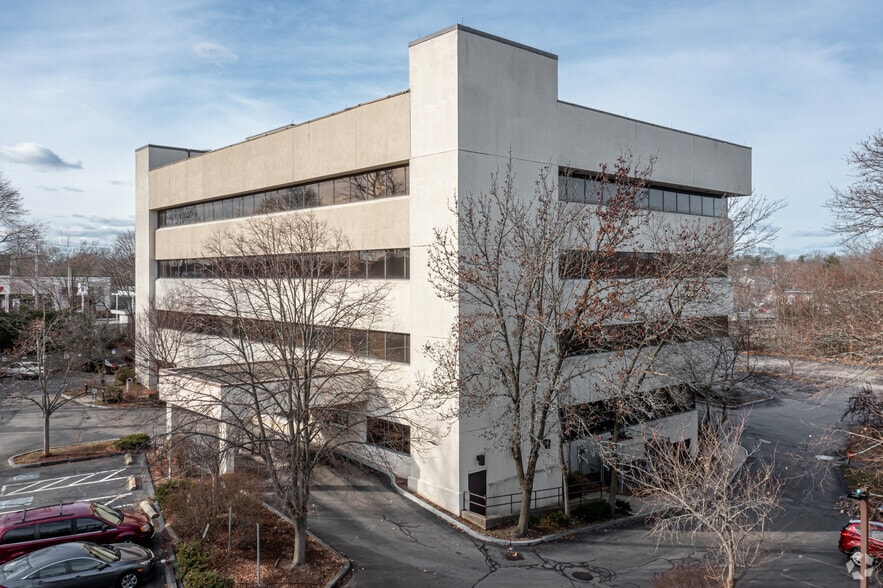 1 Credit Union Way, Randolph, MA for lease - Building Photo - Image 2 of 7