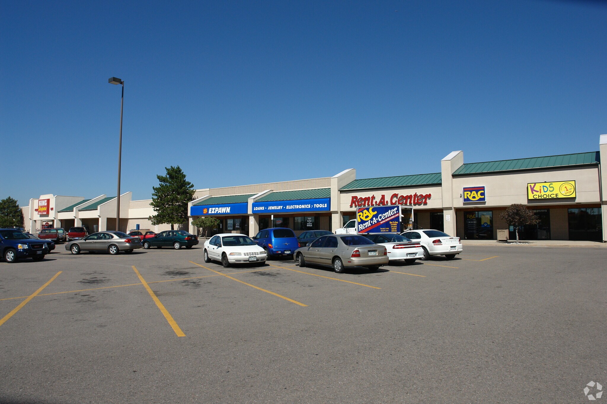 15037-15077 E Colfax Ave, Aurora, CO for lease Primary Photo- Image 1 of 4