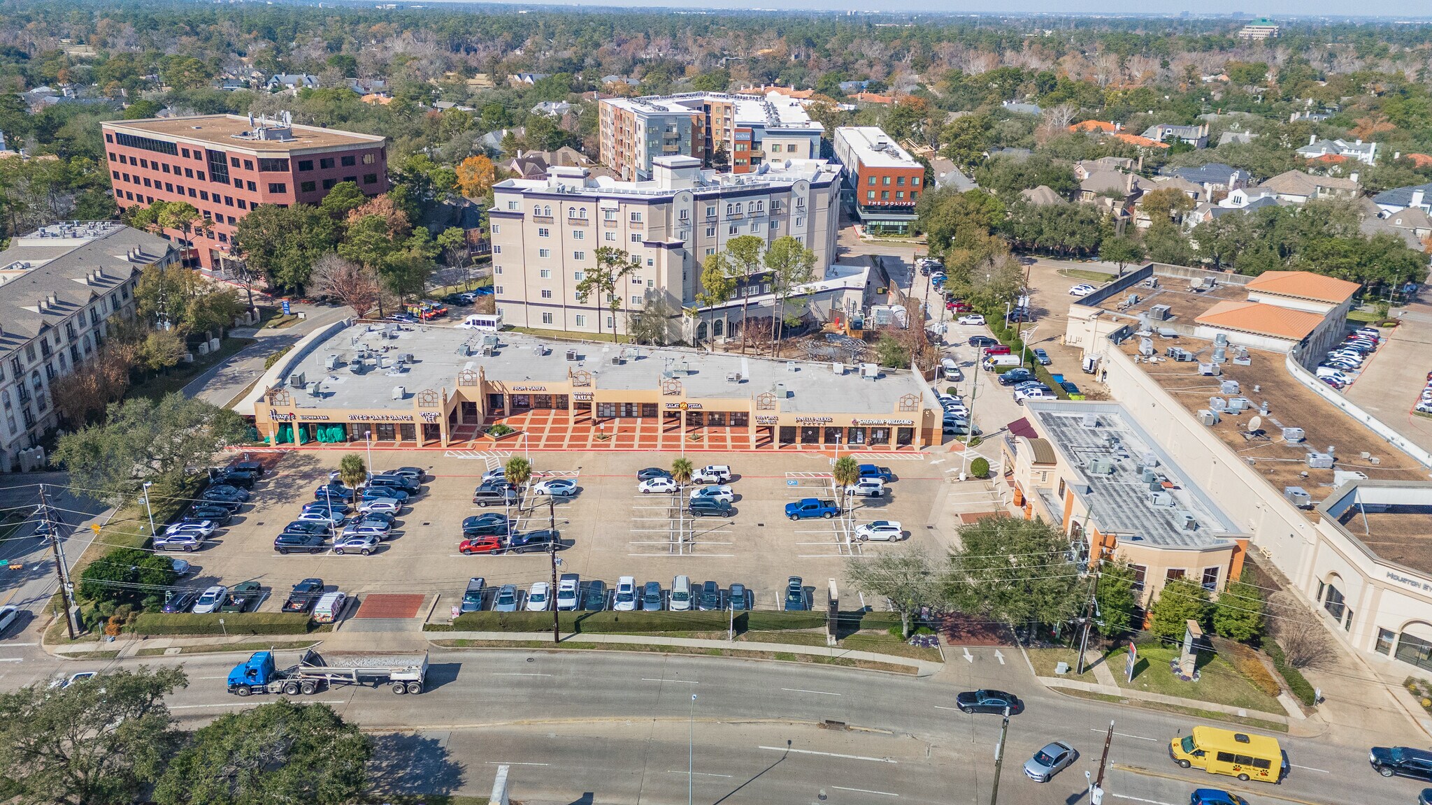 5750 Woodway Dr, Houston, TX à louer Photo principale- Image 1 de 16