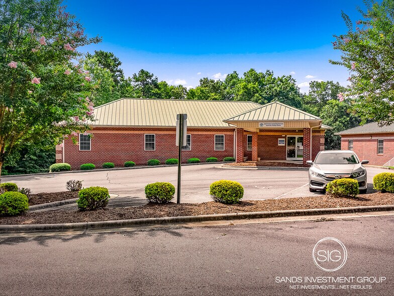 525 Samaritans Ridge Ct, Elkin, NC à vendre - Photo du bâtiment - Image 3 de 13