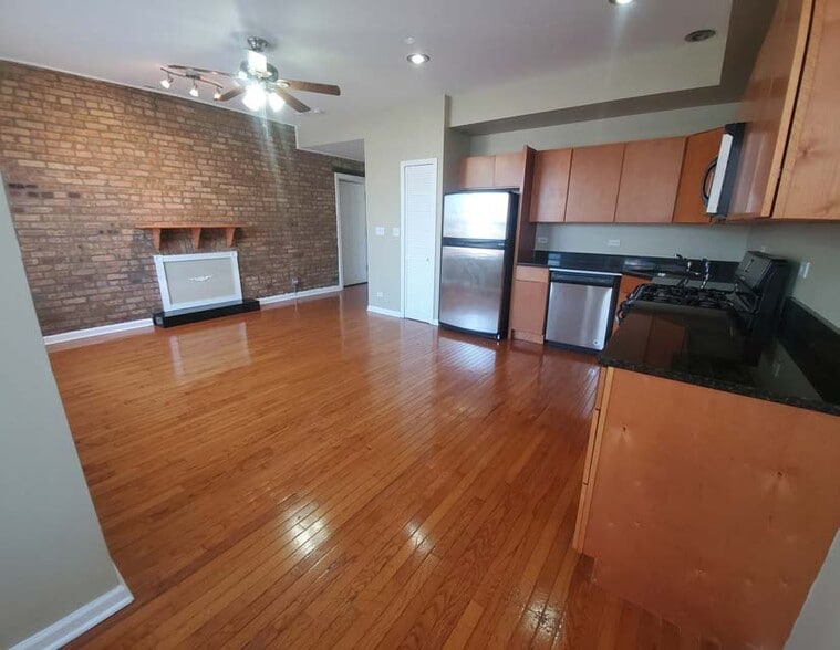4624 S Evans Ave, Chicago, IL à vendre - Photo intérieure - Image 3 de 9