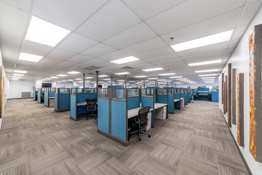 306 JB Hunt Corporate Dr, Lowell, AR à vendre - Photo intérieure - Image 3 de 6