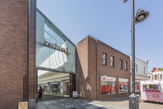 Plus de détails pour Paul St, Taunton - Commerce de détail à louer
