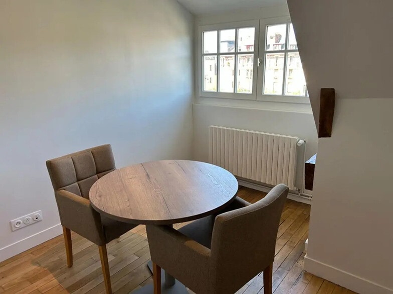 Bureau dans Rennes à louer - Photo intérieure - Image 2 de 9