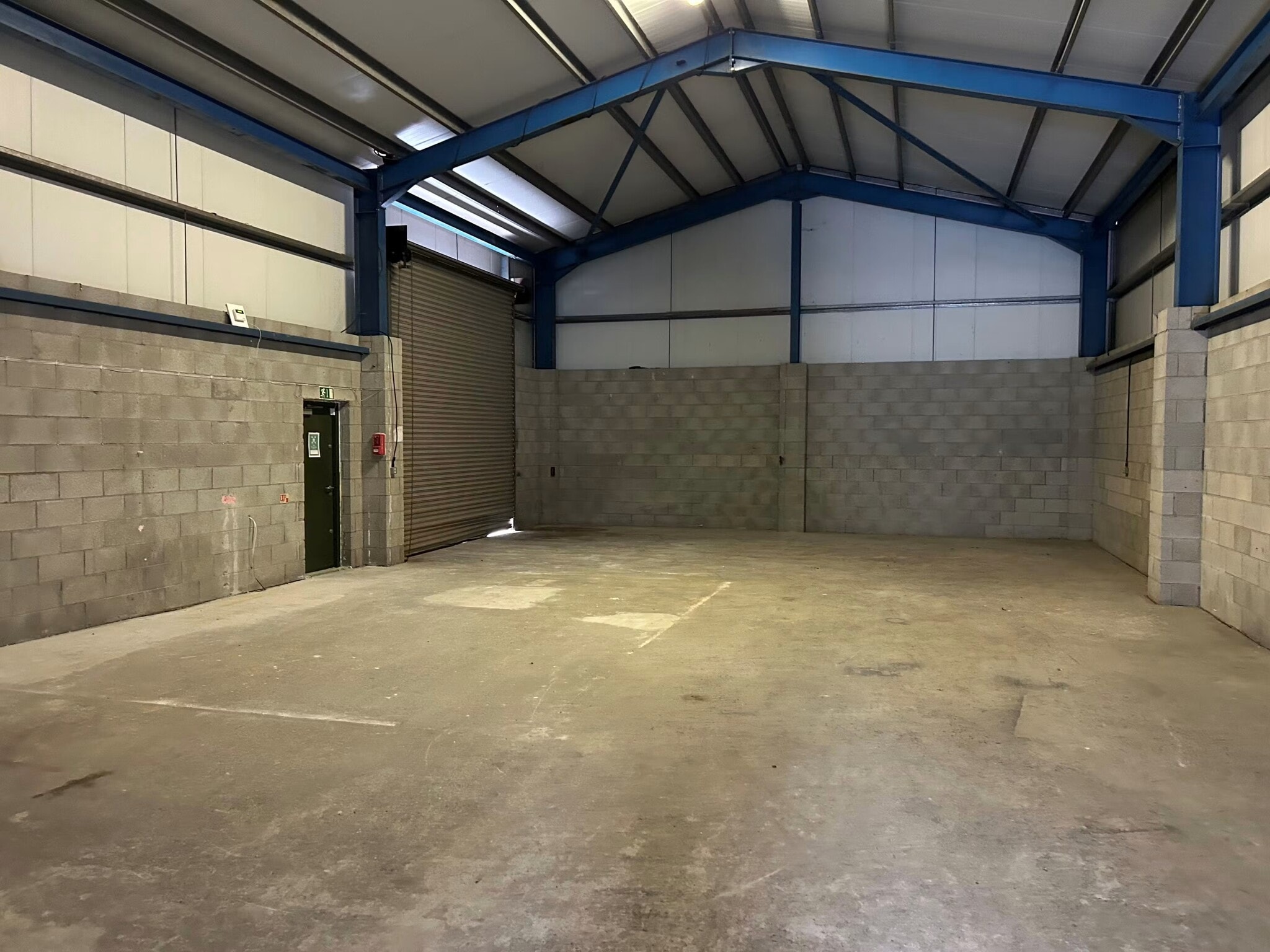 Lindale Rd, Grange Over Sands for lease Interior Photo- Image 1 of 2