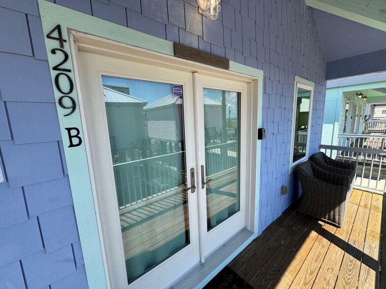 4209 Gulfbreeze Blvd, Corpus Christi, TX for sale - Building Photo - Image 3 of 21