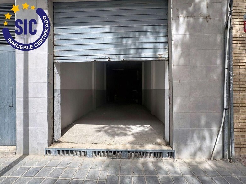 Commerce de détail dans Quart de Poblet, Valencia à vendre - Photo du bâtiment - Image 3 de 16